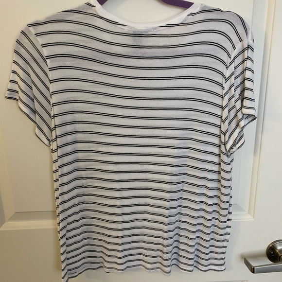 F21 Black and White Striped Tee - Picture 3 of 3